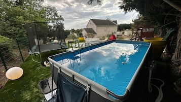 Piscina stagionale all'aperto