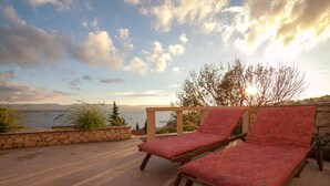 House - Sea View Home Marianne 200m From sea (Bol)