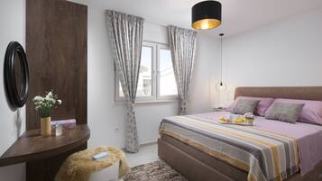 Superior Apartment A2 | 2 Schlafzimmer, Zimmersafe, Bügeleisen/Bügelbrett, Reisekinderbett