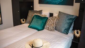 3 chambres, Wi-Fi gratuit, draps fournis