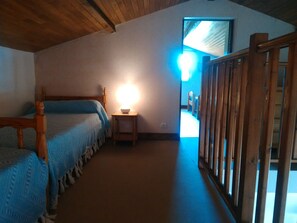 3 Schlafzimmer, Bügeleisen/Bügelbrett, Reisekinderbett, kostenloses WLAN