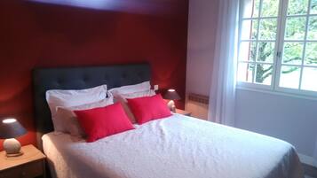 3 chambres, fer et planche Ă repasser, lit parapluie, Wi-Fi gratuit