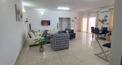 Furnished apartment with balcony, 5 min from beach and town center