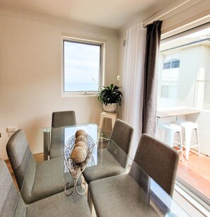 تناول الطعام