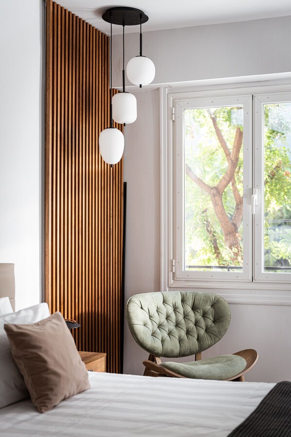Deluxe Apartment | Egyptian cotton sheets, premium bedding, memory-foam beds, in-room safe