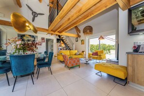 Interior - Trufièra, a lovely holiday house (Florimont-Gaumier)