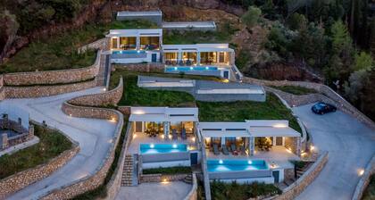 Modern 2 bedroom Villa Delta with Private Pool