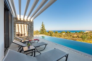 Outdoor pool, pool loungers