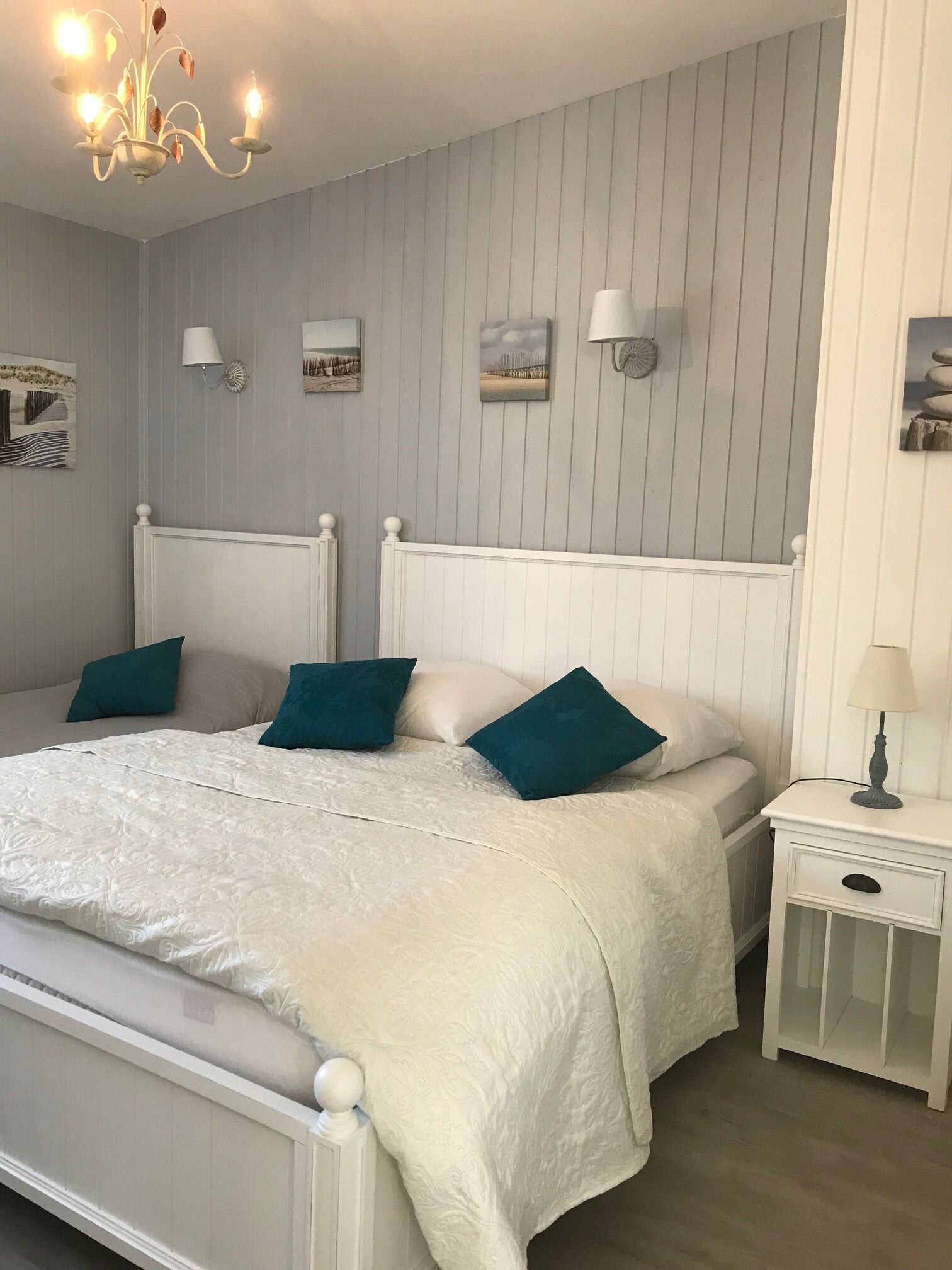 2 chambres, fer et planche à repasser, lit parapluie, Wi-Fi gratuit