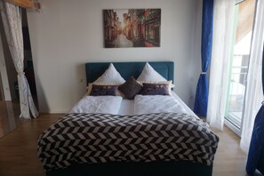 Habitación familiar | Sábanas de algodón egipcio, ropa de cama de alta calidad y edredón 