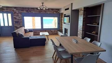 Apartment | 2 bedrooms, Internet