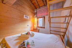 House | 4 bedrooms, Internet - Le Fratte Sport and Relax in Hilly Area (Pertica Alta)