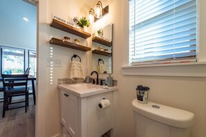 House | 1 bedroom