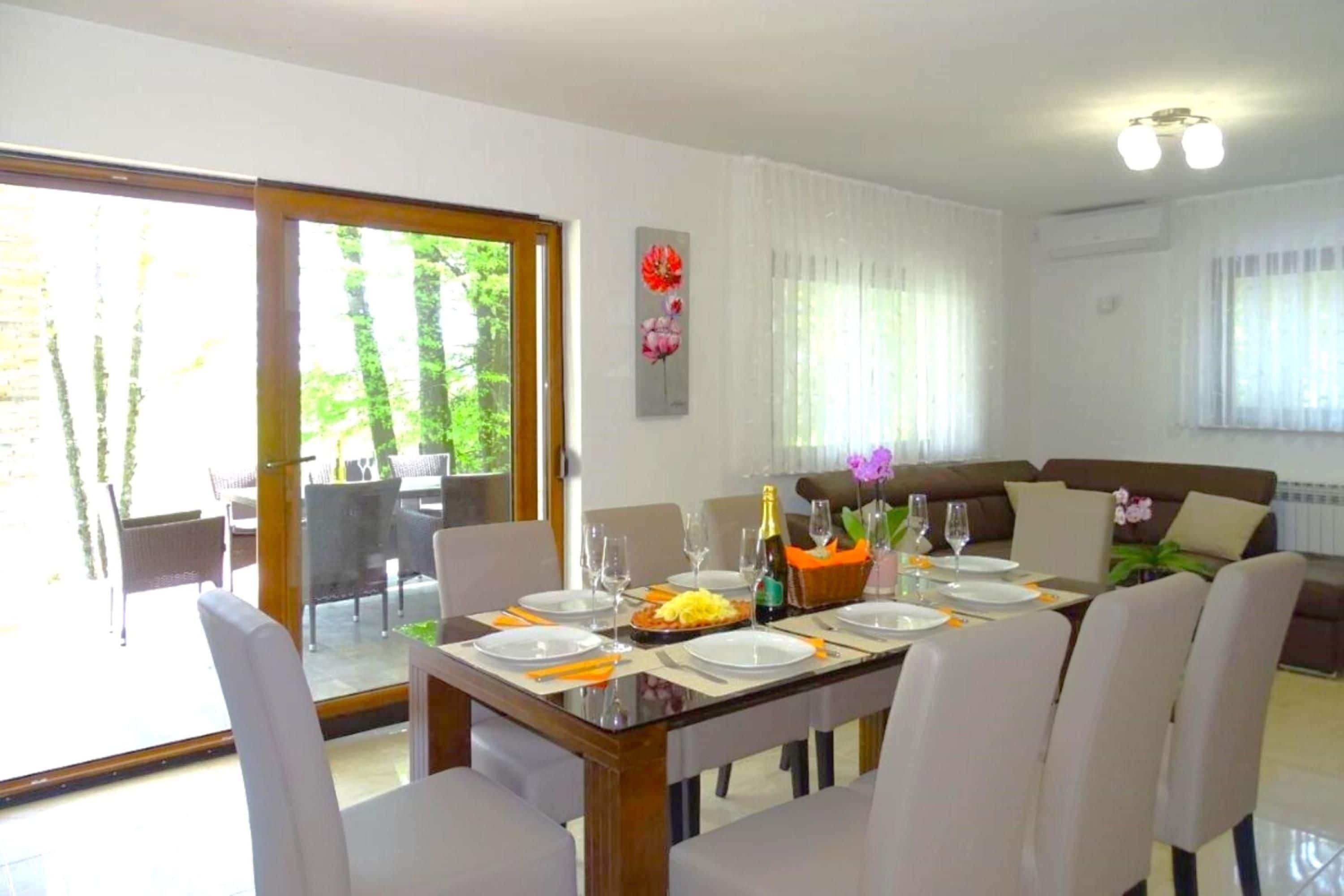 House | 3 bedrooms, Internet