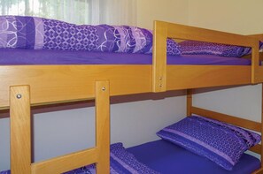Σπίτι | 3 υπνοδωμάτια, ίντερνετ 