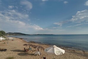 House | 3 bedrooms, Internet - Maritinas Stone House On The Beach (Pyrgos)