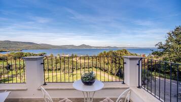 Junior Suite With Terrace And Panoramic View | Vue de la chambre
