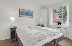 3 bedrooms, travel cot, free WiFi