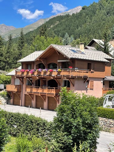 001 Lautaret - Chalet Hysope - corner chemin champ Féraud /rue de la Guisane