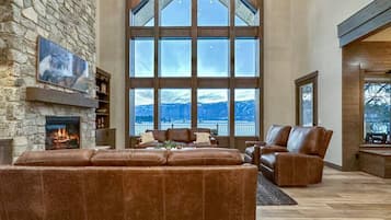 智能電視、壁爐、乒乓球設施、 辦公室