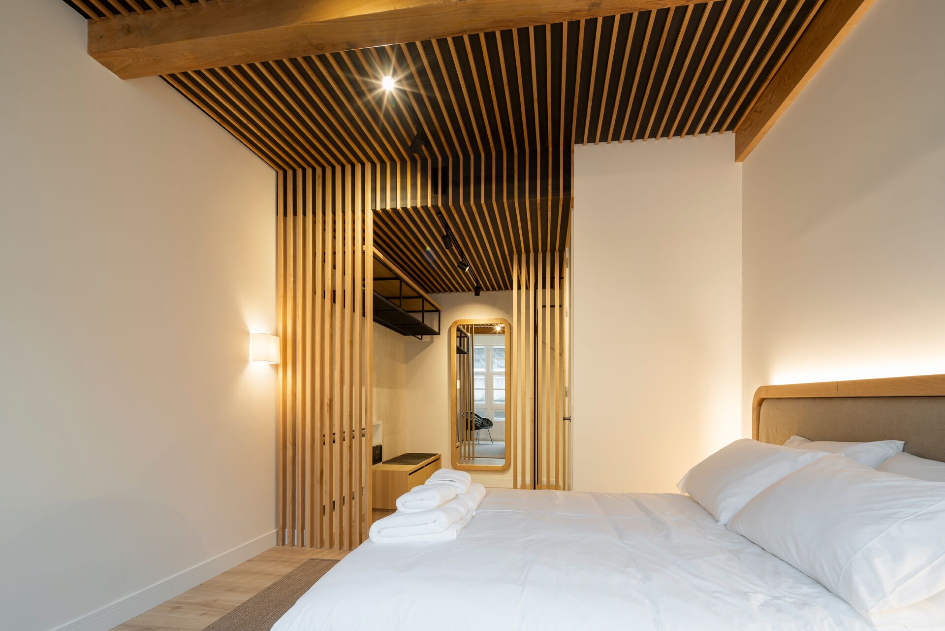 アパートメント 1 ベッドル  ーム | アイロン / アイロン台、WiFi (無料)、ベッドシーツ