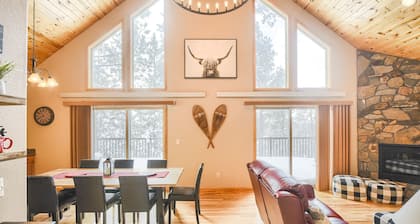 Spacious Cabin Minutes to Terry Peak, Hot Tub, Garage, Game Room for Kids!