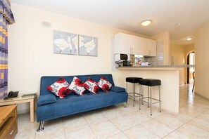 Smart-tv, een dvd-speler en een filmbibliotheek