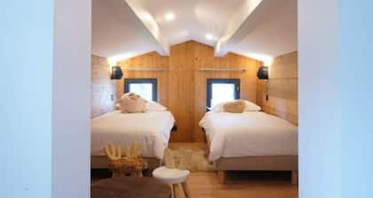 L'Etincelle Mountain Lodge - Gîte "Côté Lac" sleeps 14 4 stars
