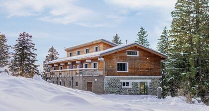 L'Etincelle Mountain Lodge - Gîte "Côté Lac" sleeps 14 4 stars