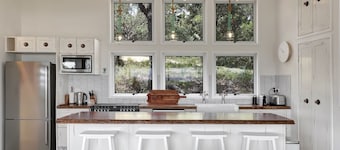 The Ultimate Modern Straddie Beach House