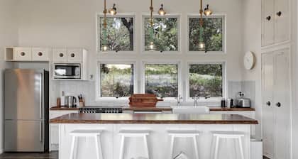 The Ultimate Modern Straddie Beach House