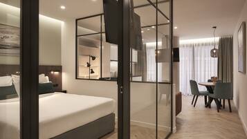 Deluxe appartement | 1 slaapkamer, een kluis op de kamer, een bureau