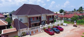 Golden Movida Hotel