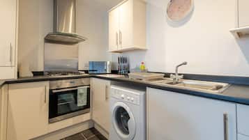 Apartemen, kamar mandi pribadi | Dapur bersama