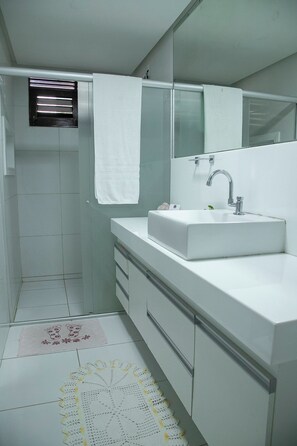 Shared Dormitory, Women only | Bathroom | Shower, bidet
