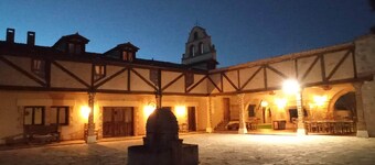 La Cerca Entre Hoces - 10-20pax-Large common spaces