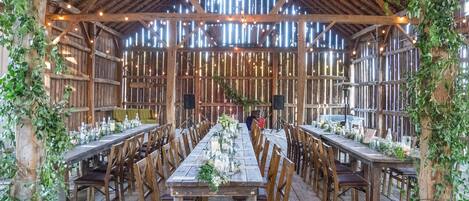 قاعة الولائم والاحتفالات