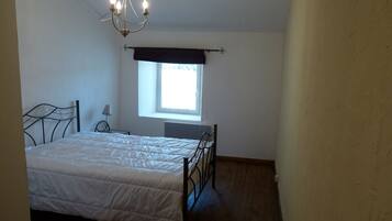 1 camera, ferro/asse da stiro, culla da viaggio, Wi-Fi gratuito