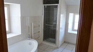 Vasca, asciugacapelli