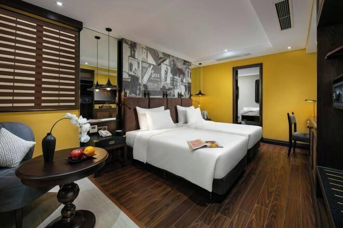 Ropa de cama de alta calidad, colchones con efecto memoria y minibar 