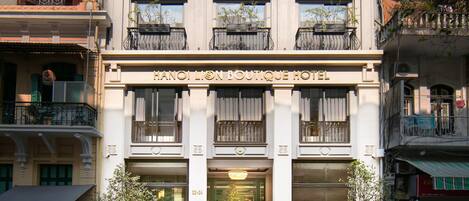 Fachada de la propiedad