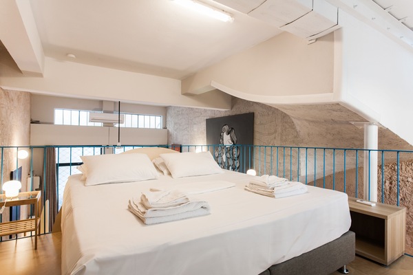 Queen size bed on mezzanine (set up as a double)