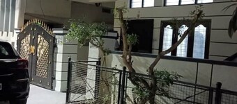 D1 Spacious & peaceful 2 bed house with parking