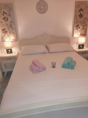 2 chambres, fer et planche à repasser, accès au Wi-Fi (inclus)