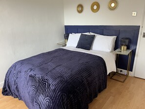 2 bedrooms, iron/ironing board, travel crib, free WiFi