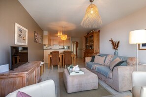TV, DVD player, stereo, offices