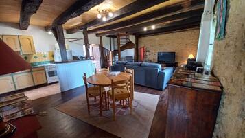 TV, DVD player, stereo