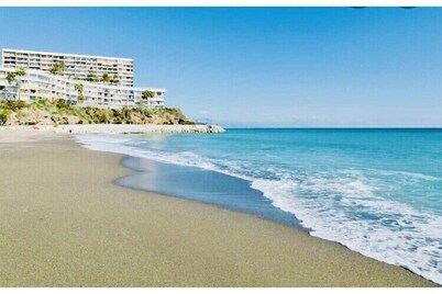 IDEAL Comfy peaceful CARIHUELA HOUSE 3 mins beach Fast Wifi Air/Con Pool!