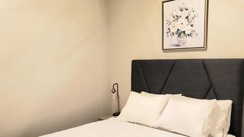 1 chambre, fer et planche à repasser, Wi-Fi gratuit, draps fournis