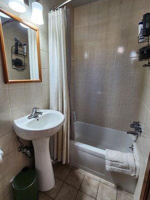Combined shower/bathtub - Studio boutique à 2 min do Central Park (New York)